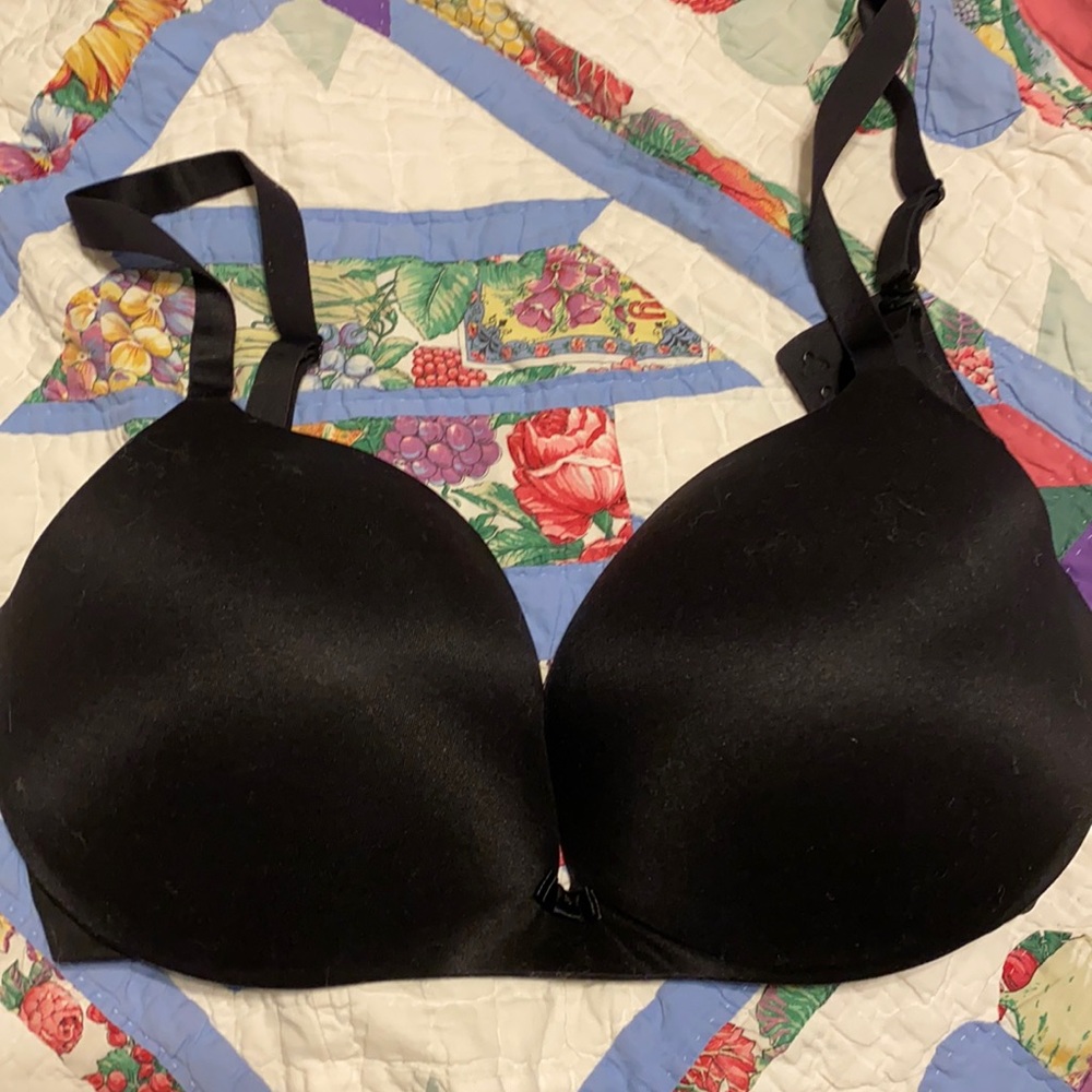Incredible by Victoria’s Secret Lined Demi Bra